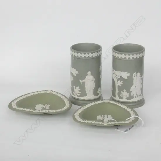 PR GREEN JASPER WARE DISHES & VASES H110 MM