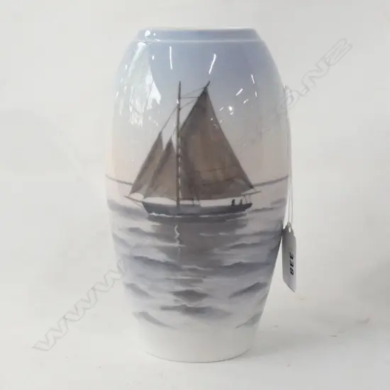 BING & GRONDAHL SAIL BOAT VASE H 180 MM