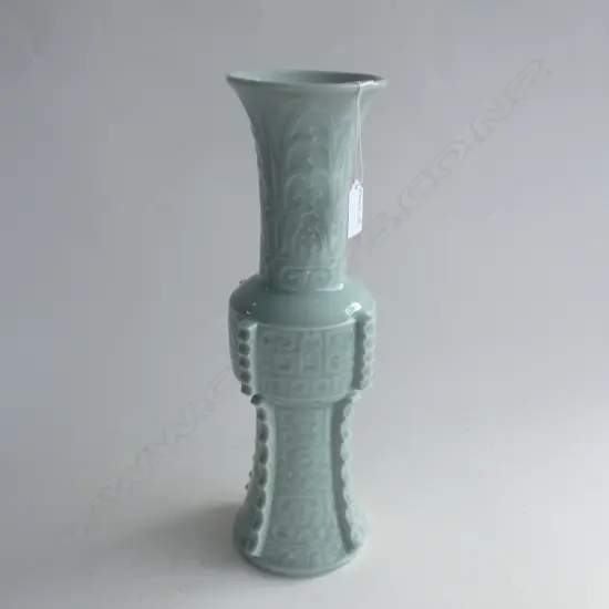 CHINESE CELADON GLAZED VASE H.375mm
