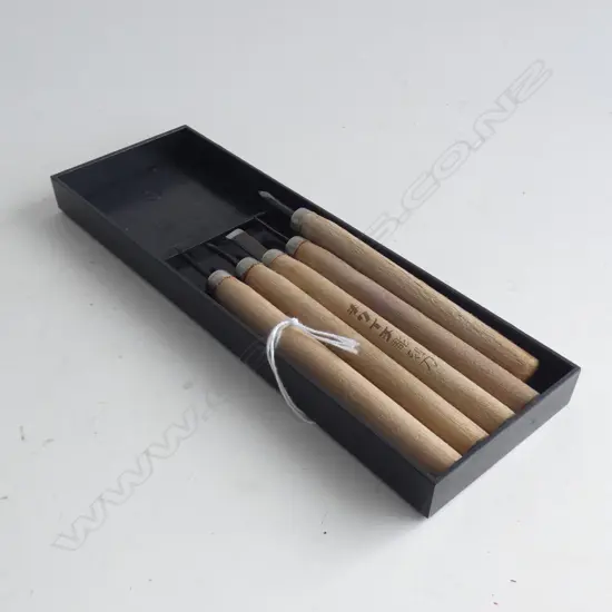 SET CARBON STEEL CARVING PUSH CHISELS C1960 JAPANESE