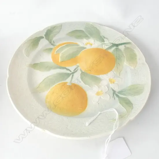 K & G ST CLEMENTS FRANCE, CITRUS FRUIT PATTERN MAJOLICA PLATE DIA 215MM