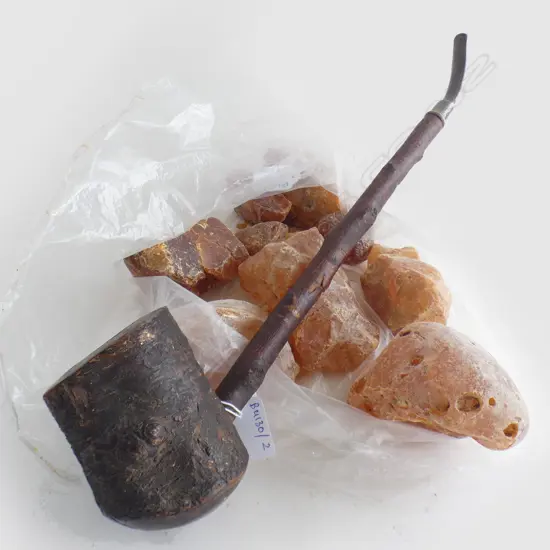 880 GRAMS KAURI GUM + ROPP BUSSANG TREEN PIPE L.420mm