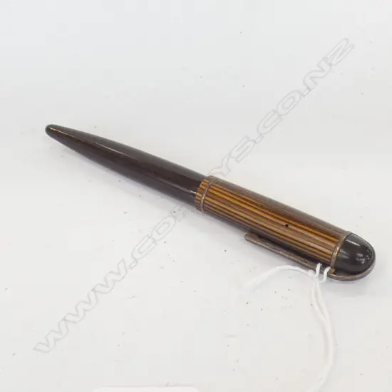 WAHL EVERSHARP SKYLINE 1940'S FOUNTAIN PEN, SACK PERISHED