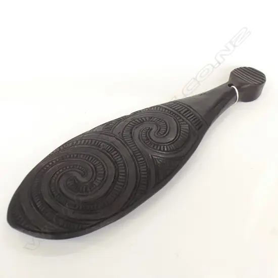 CARVED WOODEN MAORI PATU  L 410MM