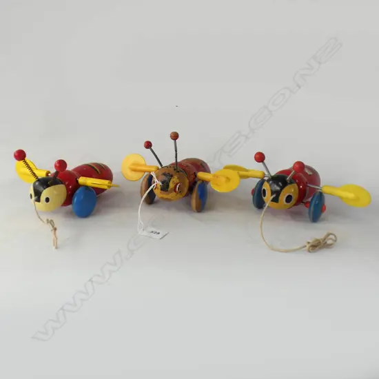3 WOODEN BUZZY BEE TOYS