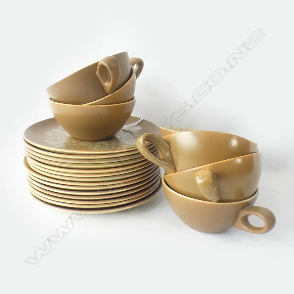 7 CROWN LYNN DOROTHY THORPE PALM SPRINGS TRIOS - WIDE BRIMMED CUPS Image 1++