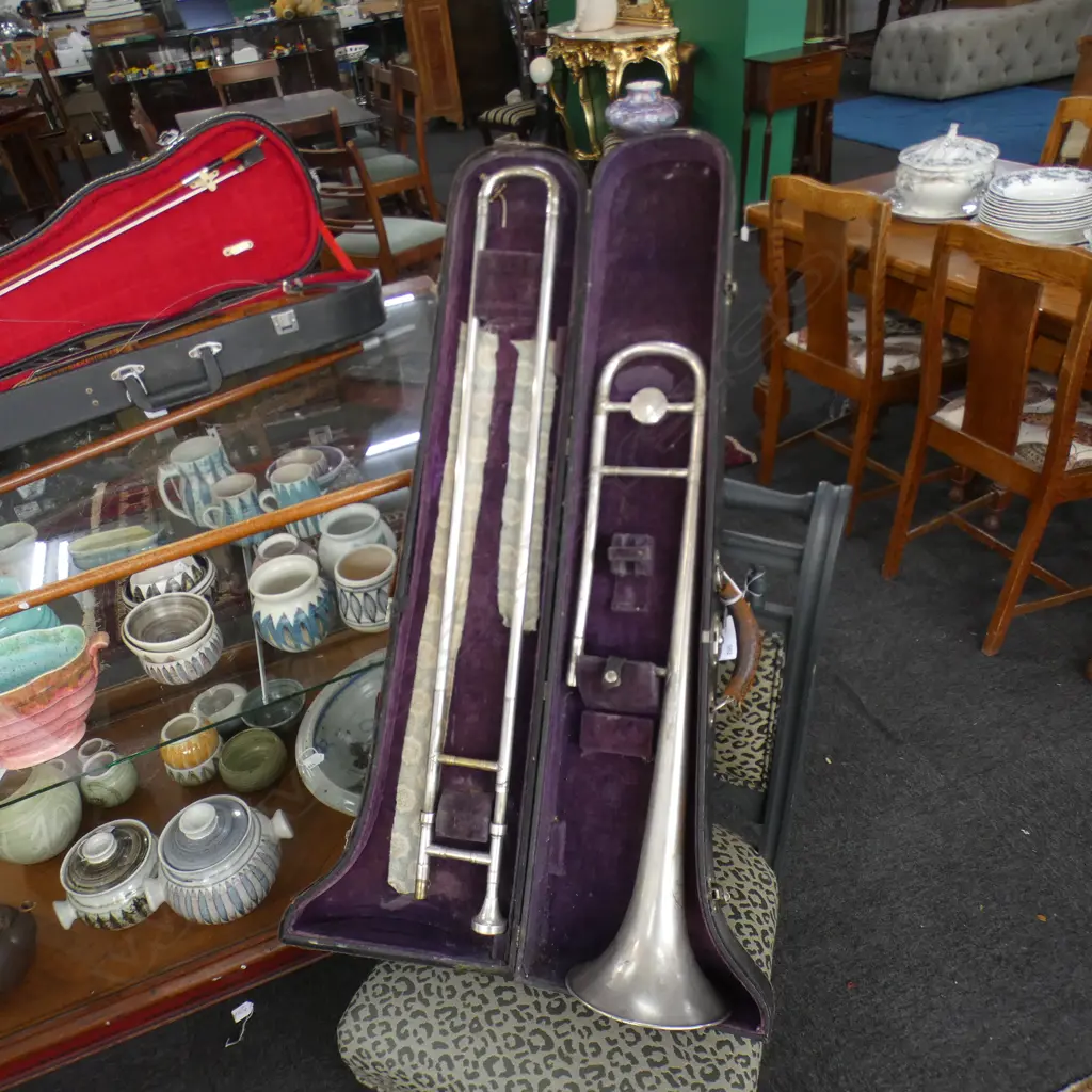 VINTAGE AMERICAN 'CAVALIER' TROMBONE, CASED  Image 1++