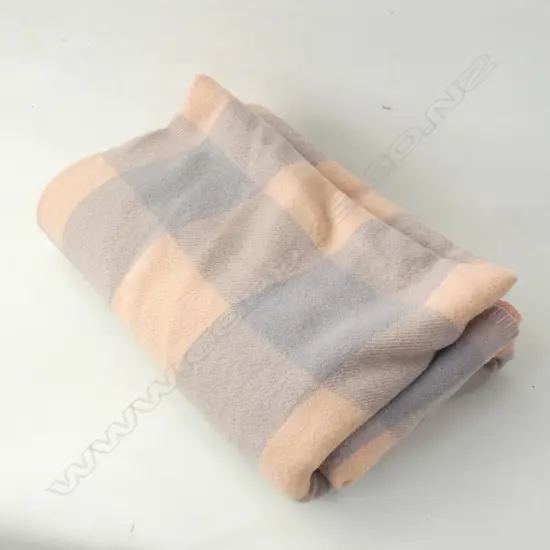 NZ LABLE 100% VIRGIN WOOL PINK TARTAN BLANKET