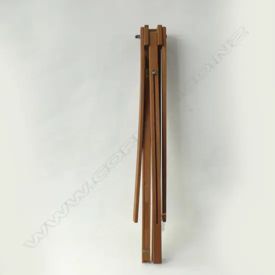 MAHOGANY ARTISTS TRAVELLING EASEL 