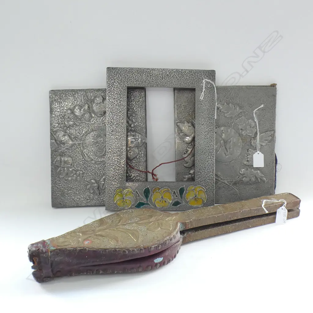 4 ITEMS PURPORTEDLY NZ MADE: BRASS FIRE BELLOWS, 2 BOOK COVERS AND FRAME IN PEWTER  Image 1++