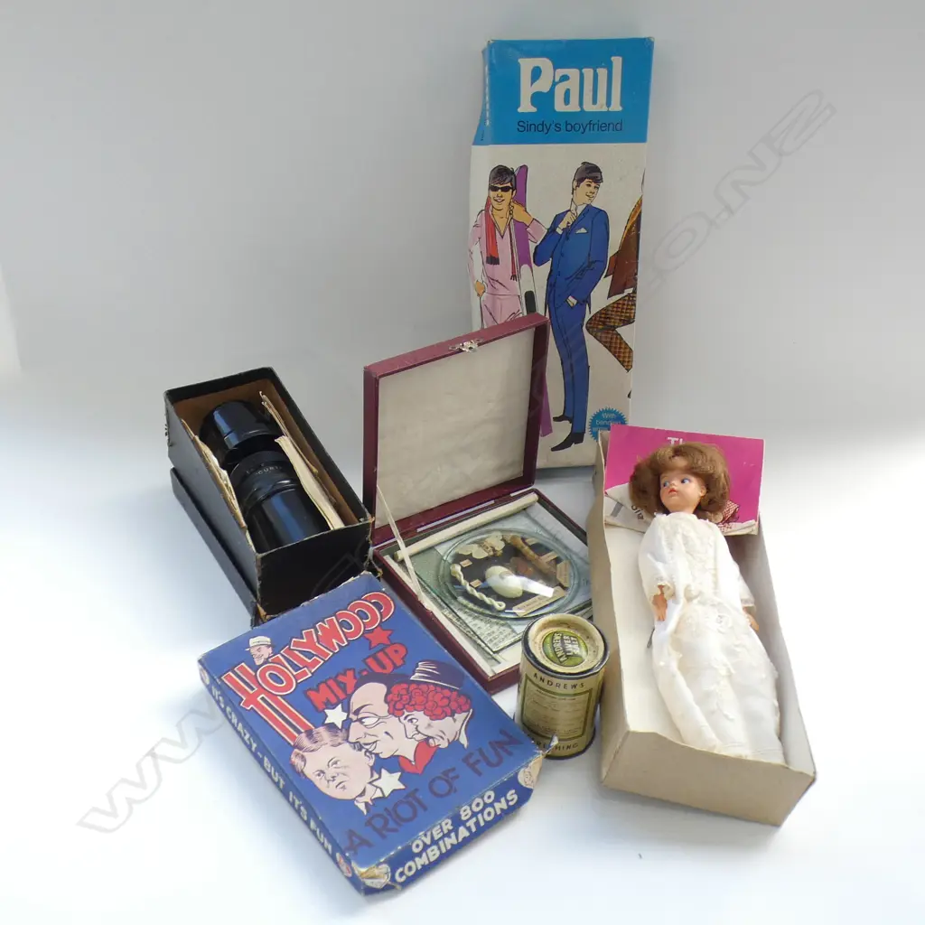 BOX LOT 5 ITEMS INCL OLD CALCULATOR HOLLYWOOD MIXUP BOXED SILWOOD LIFE SPECIMEN Image 1++