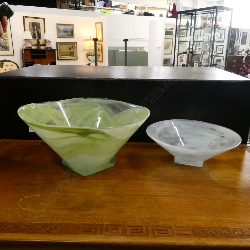 2 LARGE GLASS BOWLS 295mm dia Image 1++