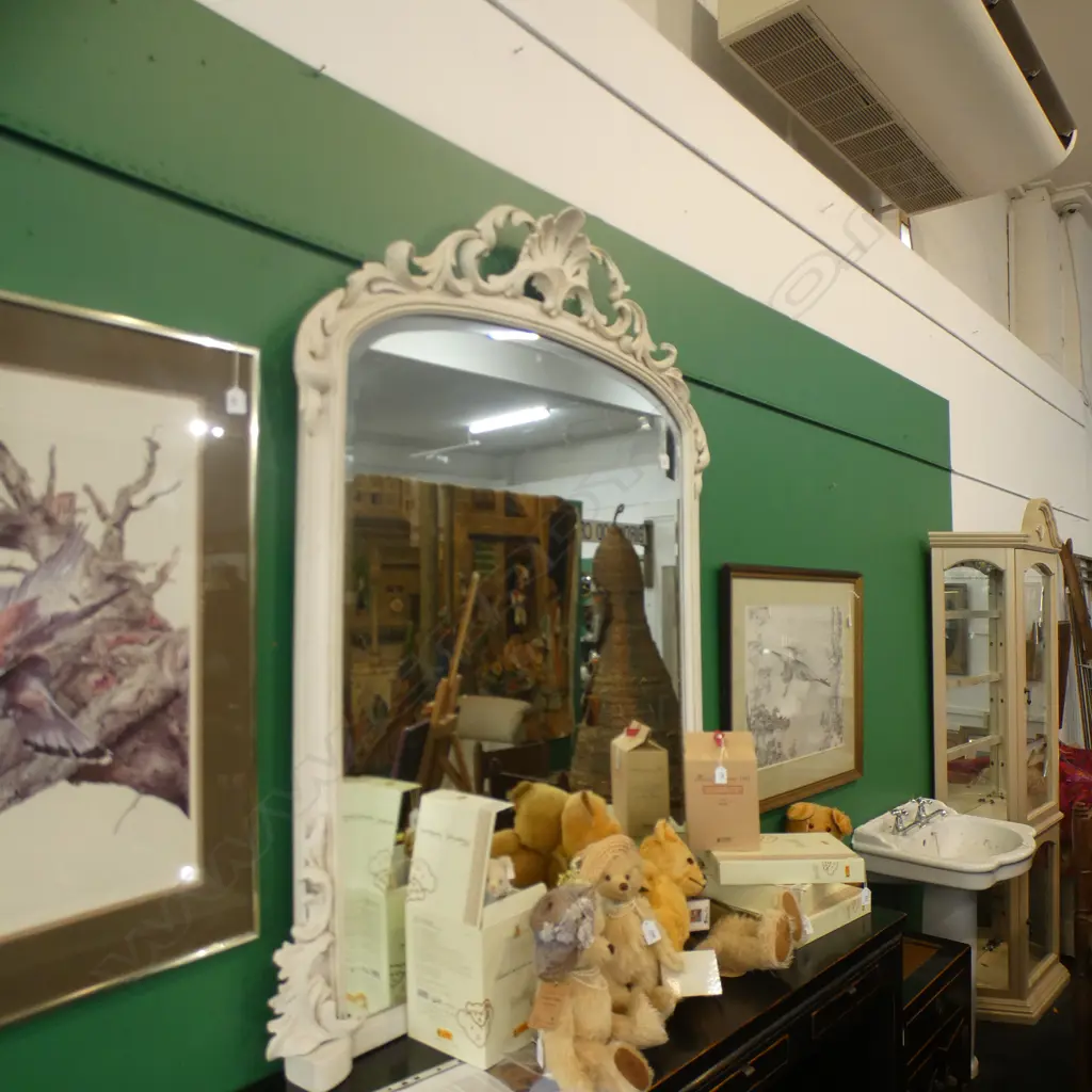 PAINTED ANTIQUE STYLE OVER MANTEL MIRROR Image 1++