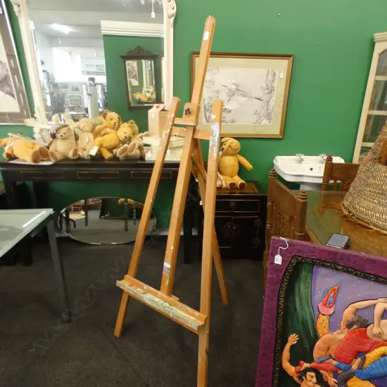 WOODEN EASEL H.1700mm