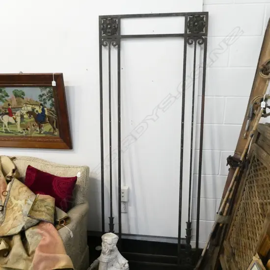 LARGE HEAVY DECORATIVE VINTAGE BRONZE PANEL 1880x750mm