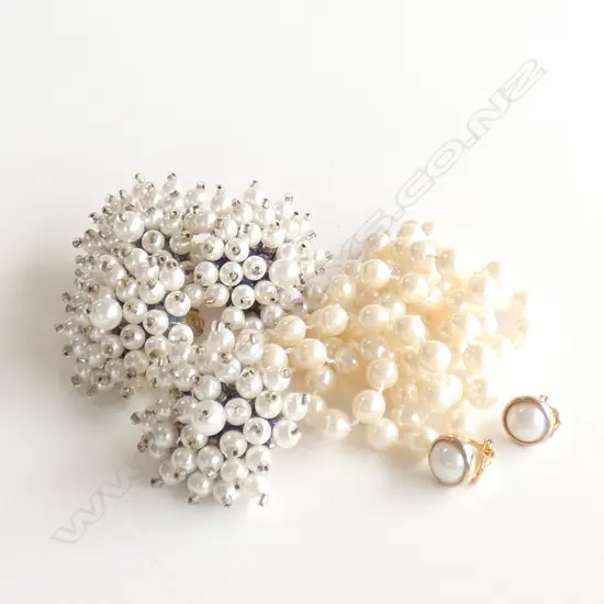 RETRO COSTUME PEARL JEWELLERY