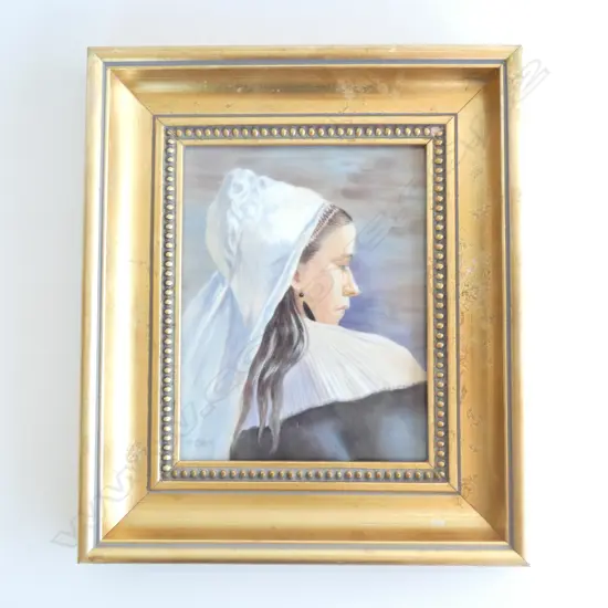 R/WORCESTER ARTIST F. CLARK PAINTED PLAQUE WOMAN. SIGNED
