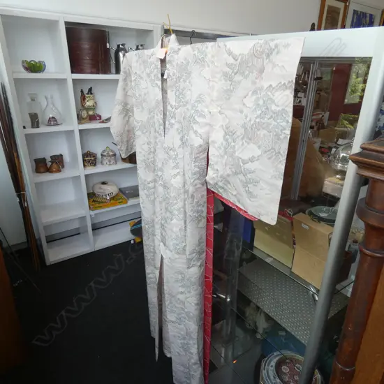 FULL LENGTH PASTEL PATTERNED KIMONO ROBE - UNLINED 