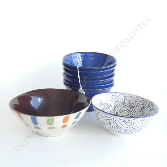 6 BLUE NZ M.SLADE CHEDDAR VALLEY BOWLS (DIA 160MM) + 2 OTHER 