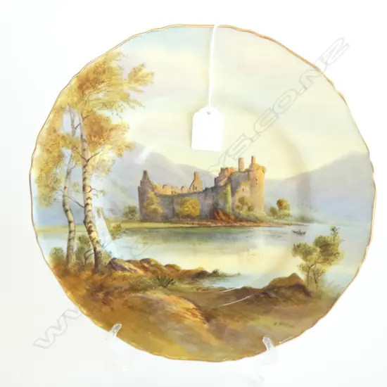 ROYAL WORCESTER PLATE 'KILCHURN CASTLE' H. AYNTON 275mm dia