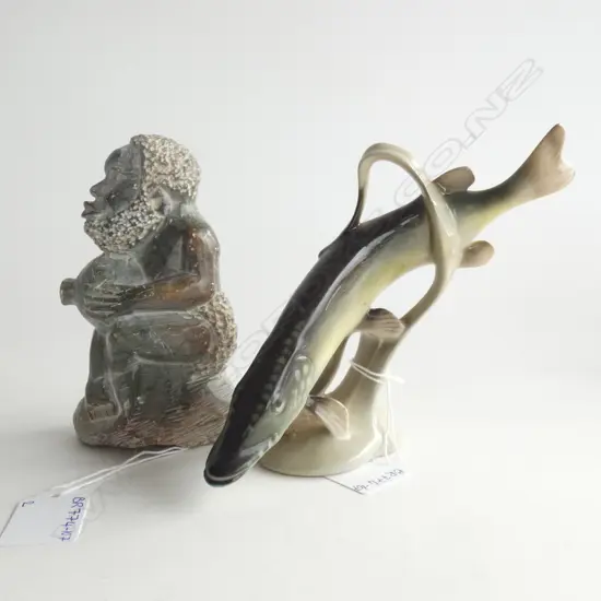 ROYAL DUX FISH ON STAND (H 160MM) & ETHNIC CARVED FIGURE
