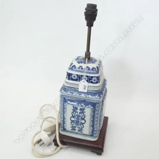 B/W CERAMIC LAMP NO SHADE H.430mm (ADJUSTABLE)