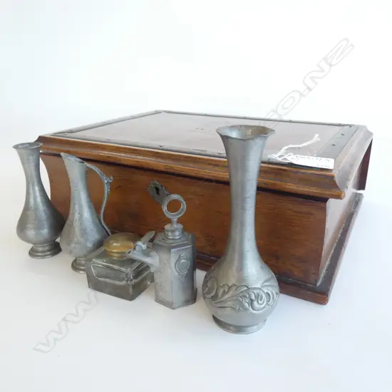 OLD OAK 'BOOK' BOX W.335mm + 4 PCES PEWTER