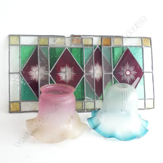 SET OF 4 VINTAGE LEADLIGHT PANELS 235x170mm + 2 EDWARDIAN LIGHT SHADES