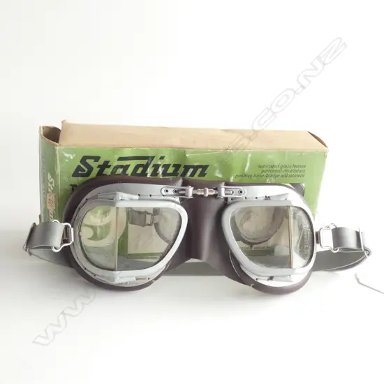 PR VINTAGE PILOT AS NEW "STADIUM MARK 9 GOGGLES"