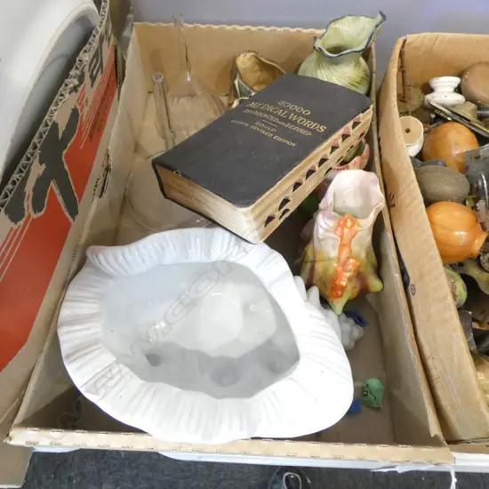 BOX LOT MEDICIAL DICTIONARY, FAUX SHELL, 5 MINI JUGS ETC