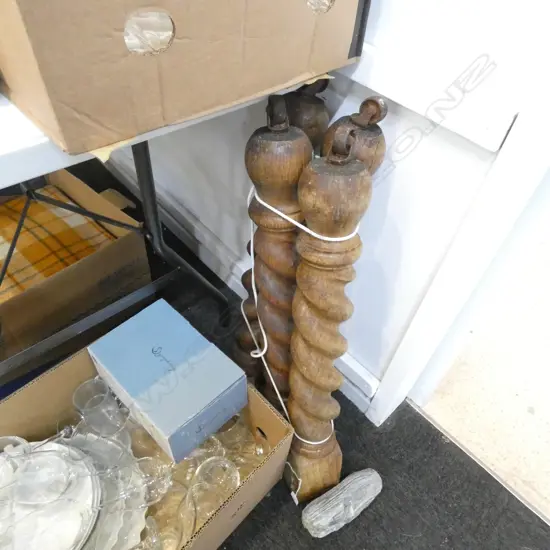 4 OAK BARLEY TWIST TABLE LEGS w. CASTORS H.710mm