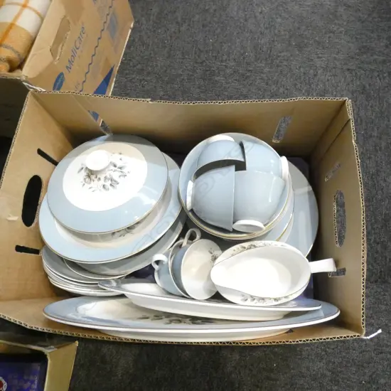 LARGE ROYAL DOULTON 'ROSE ELEGANS' PART DINNER SERVICE