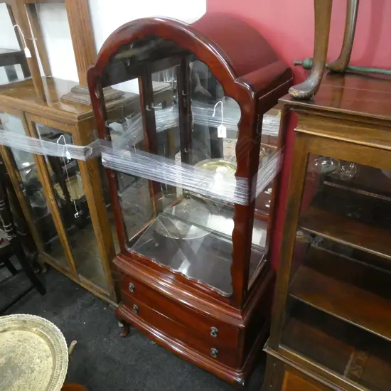 QUEEN ANNE MAHOGANY UPRIGHT DISPLAY CABINET H.1600mm