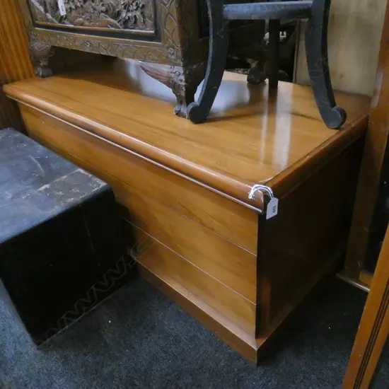 SOLID RIMU BLANKET BOX...