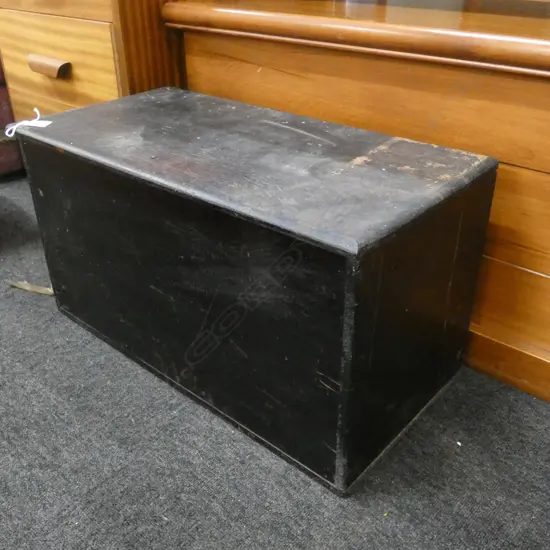 DARK PAINTED WOODEN BOX W.605mm & CONTENTS; MOROCCAN LAMP, BAROMETER, CHINESE BOWLS ETC