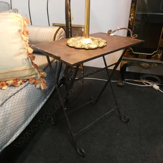 FOLDING METAL TRAY TABLE