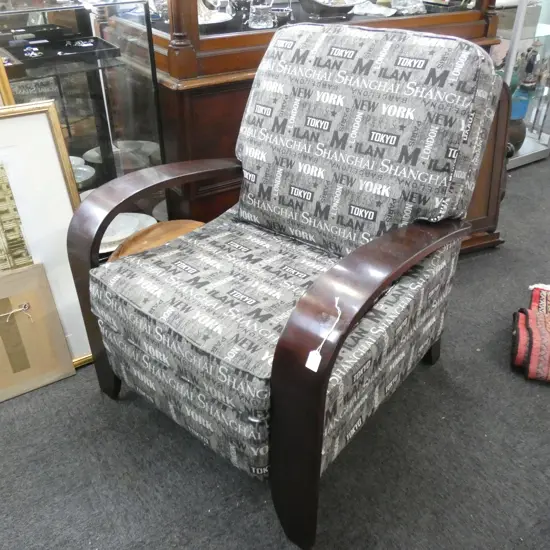 MODERN 'MORGAN' LAZYBOY RECLINER UPHOLSTERED ARM CHAIR