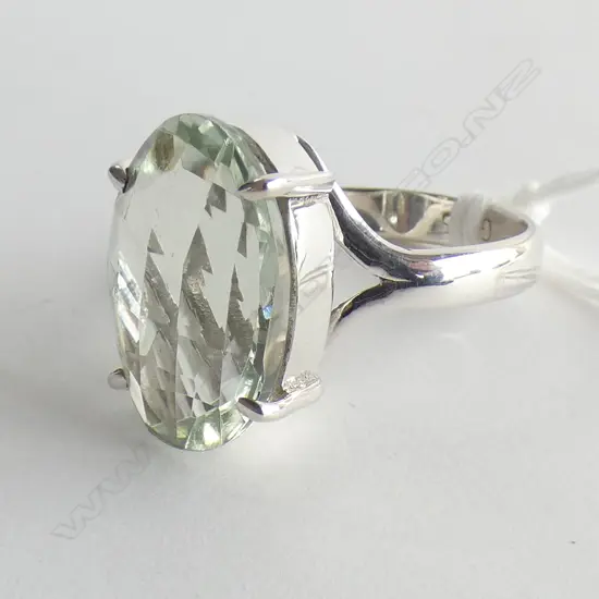 GREEN AMETHYST & 925 SILVER RING