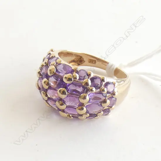 9ct yellow gold amethyst set dress ring, 6.0gm