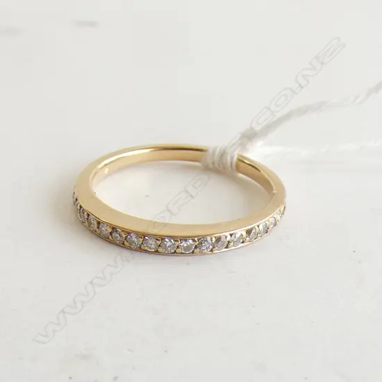 18ct gold diamond wedding band