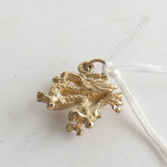 9CT DRAGON PENDANT CHARM 3.8 GRAMS