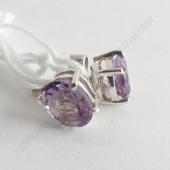 PR AMETHYST & 925 SILVER STUD EARRINGS