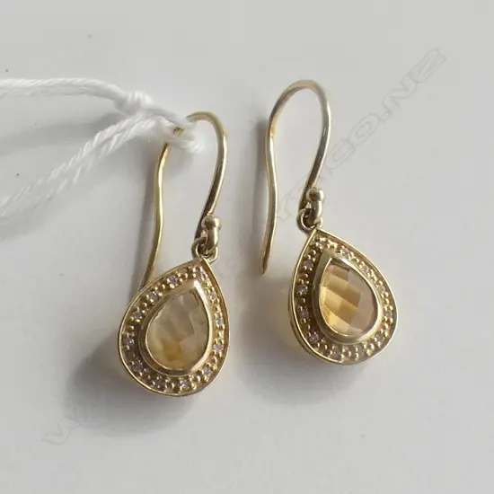 PR 9CT GOLD CITRINE & DIAMOND CLUSTER EARRINGS