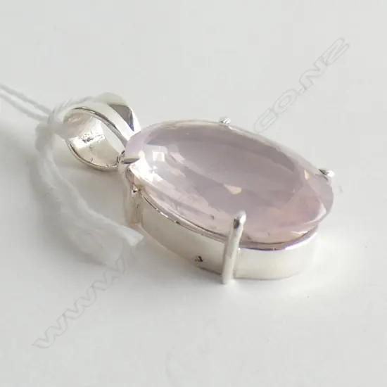 ROSE QUARTZ & 925 SILVER PENDANT 