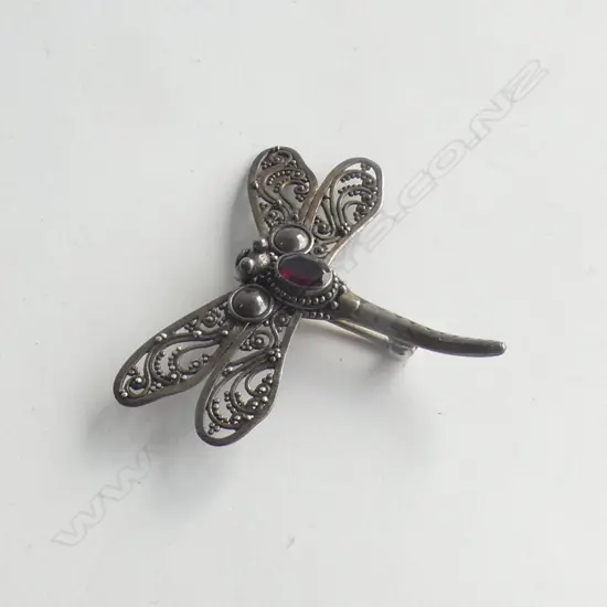 SILVER DRAGONFLY BROOCH GARNET?