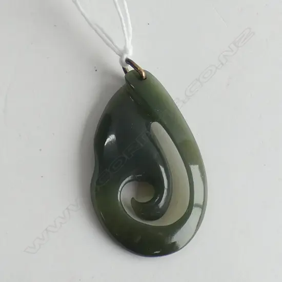 NZ POUNAMU SCROLL PENDANT 9CT RING H.50mm