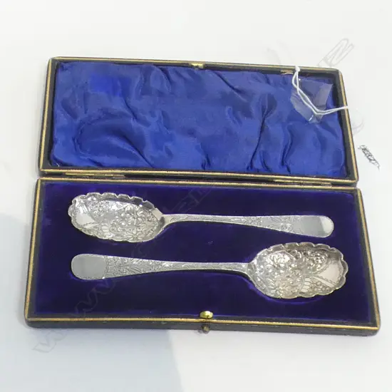 PAIR BOXED SILVER PLATE BERRY SPOONS 