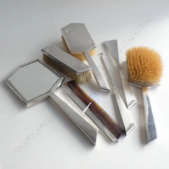 7 PCE STG SILVER DRESSING SET SHEFFIELD MID 1930s