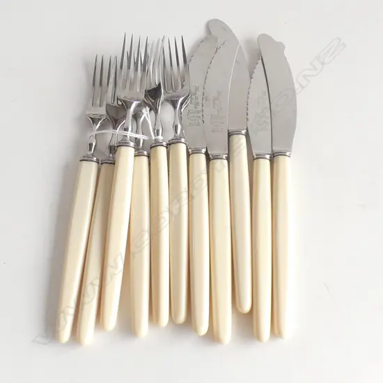 12 PCE IVORINE 'BONE' HANDLED CUTLERY SET