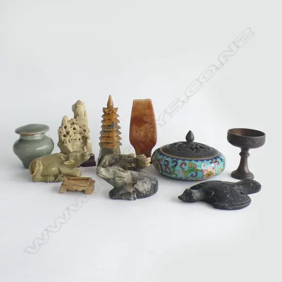 10 SML ORIENTAL PCES; 7 PCES CARVED SOAP STONE, 2x LIDDED COINTAINERS; CLOISONNE & CELADON + BEAKER H.60mm